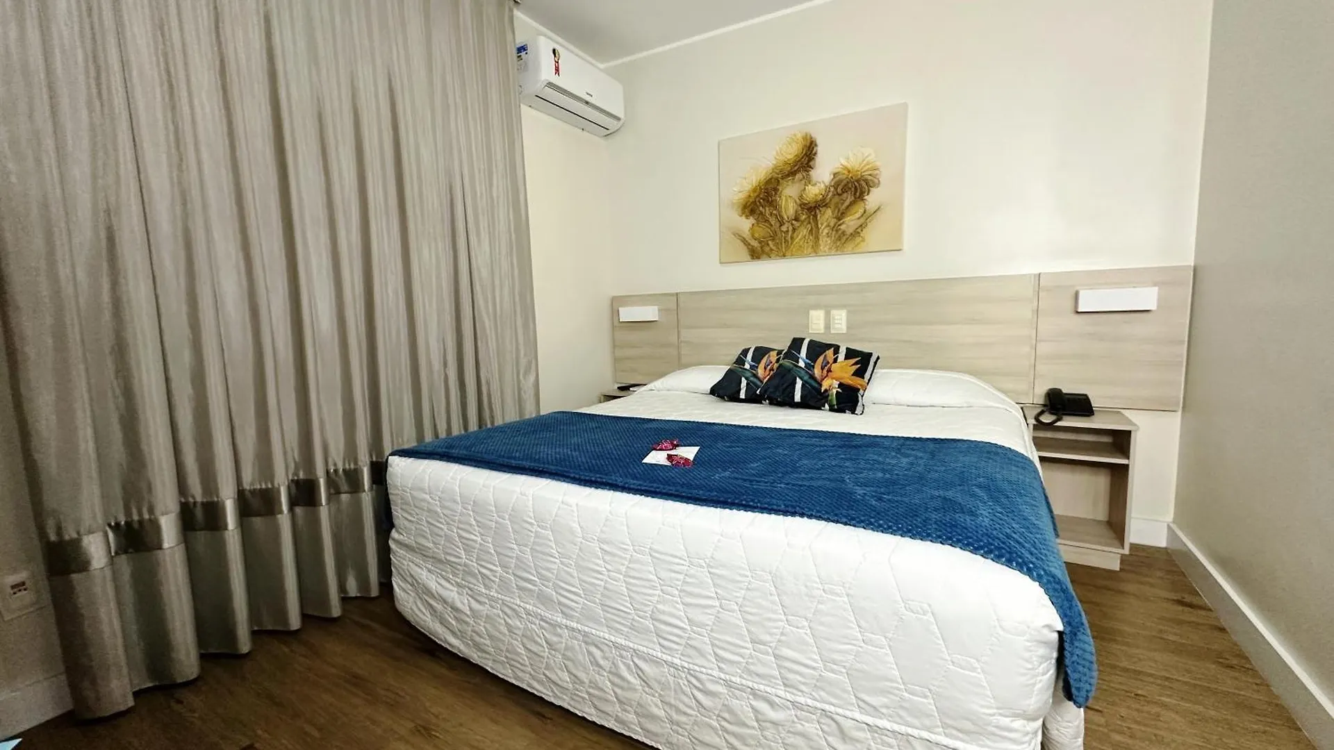 Hotel Rosenbrock Balneário Camboriú 3*,